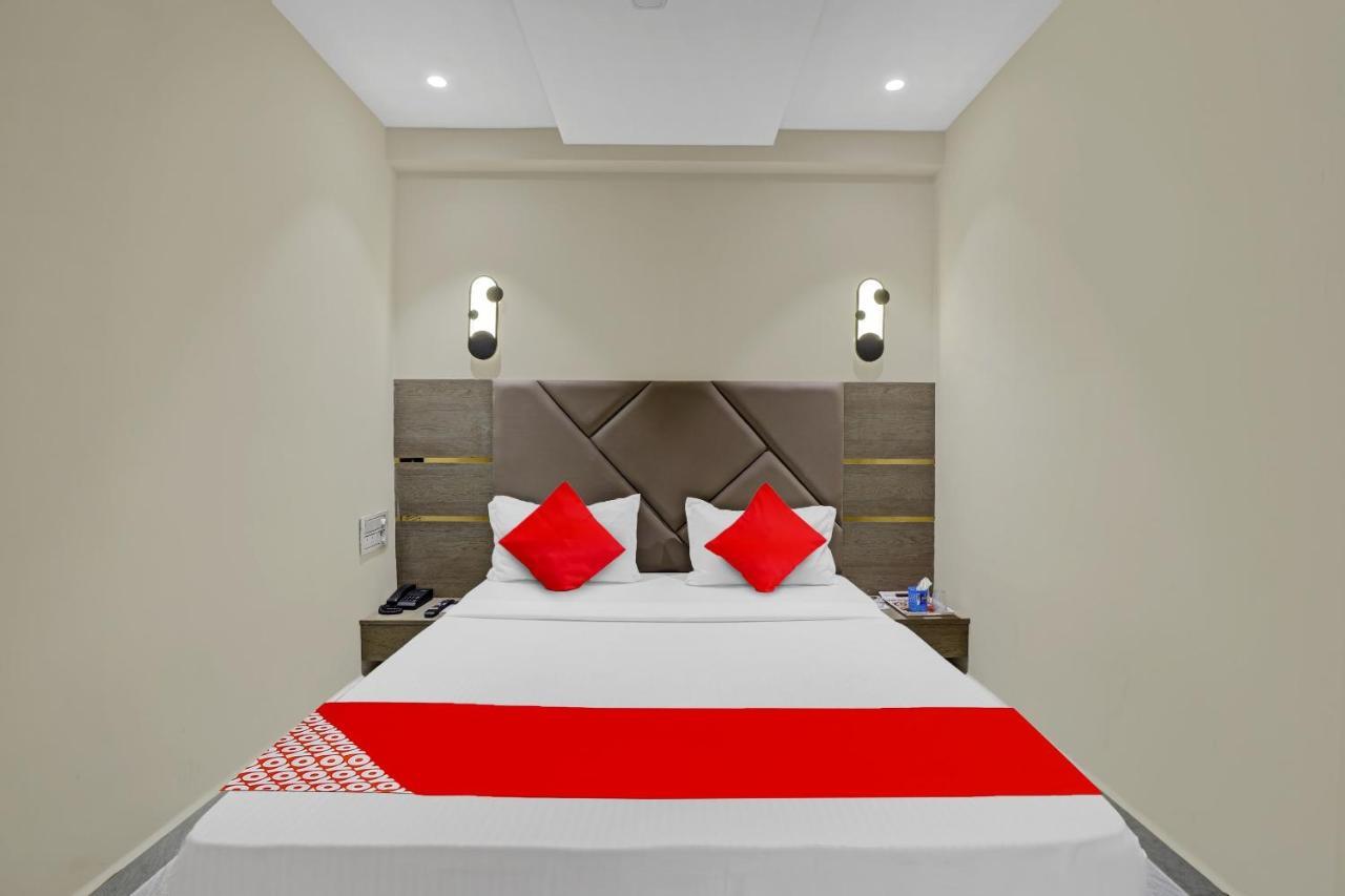 Hotel O Shree Palace Utran Exterior photo